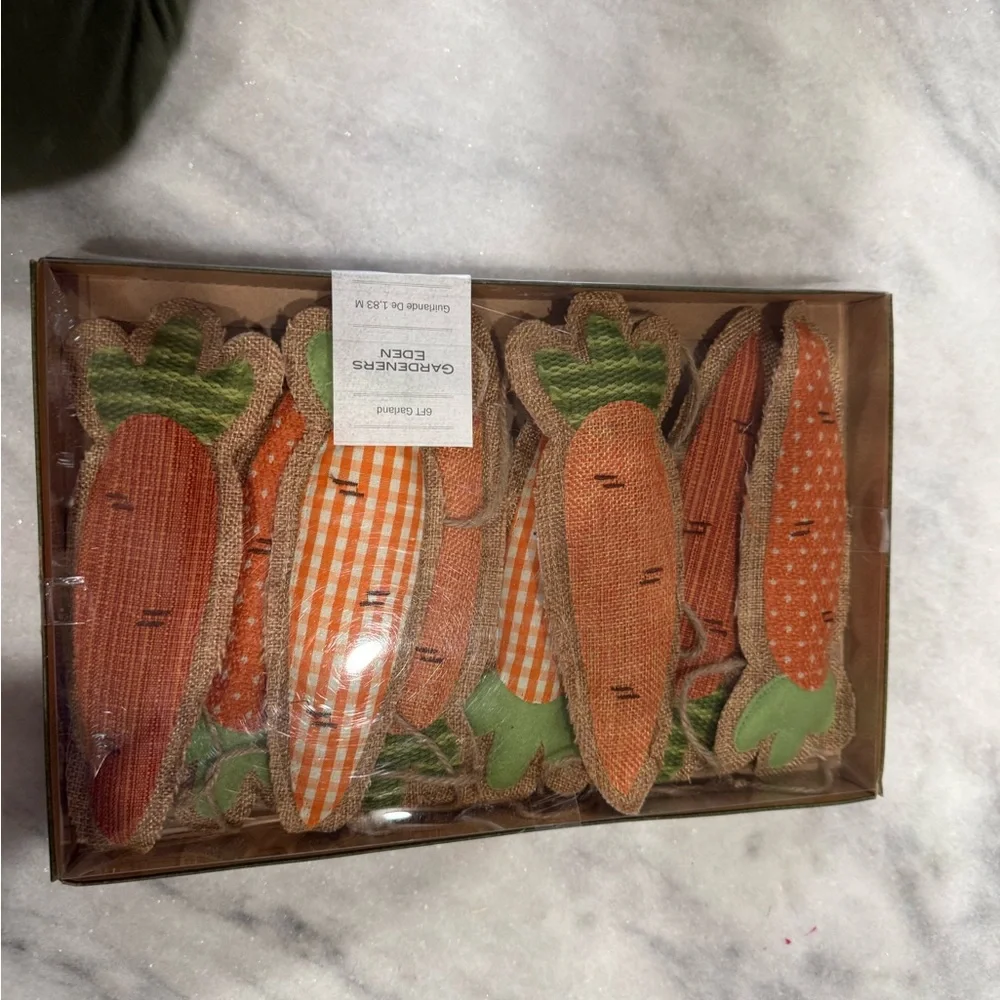 Carrot Shaped Burlap Garland